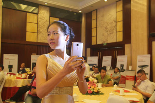 为多媒体通讯而呐喊，欧亿平台2016天下渠道巡展走进昆明